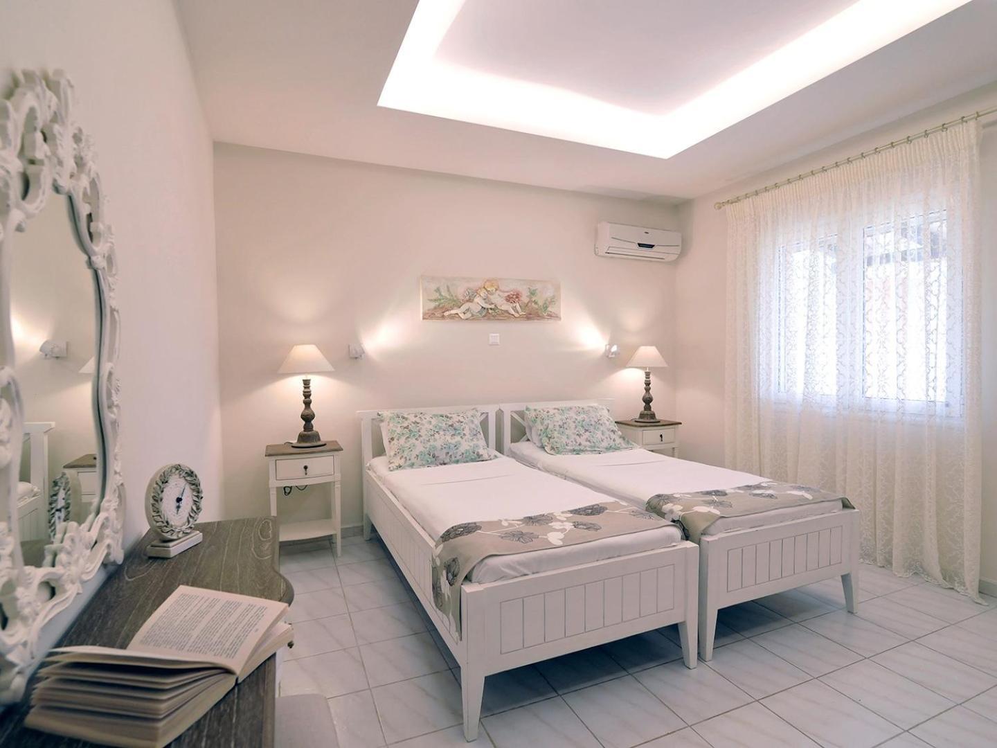 Pyramid City Apartments Agios Spyridon  Bagian luar foto